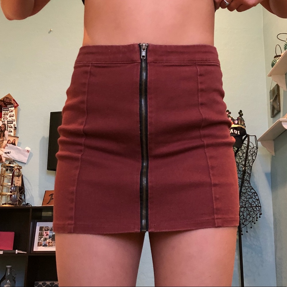 Zip up pencil skirt!